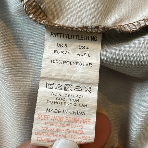 Abstract looking loose blouse - Picture 4 of 6